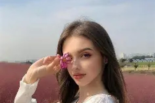 里子面子都没了！《歌手》决赛淘汰黑料缠身的张碧晨遭到了反噬